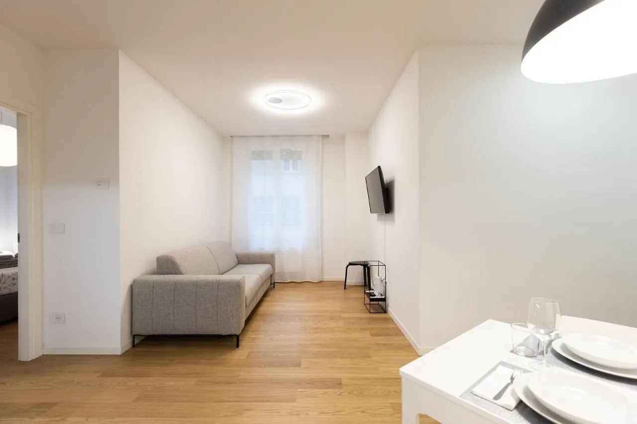 Just Urban Stays - Beautiful Apartment In The City Center