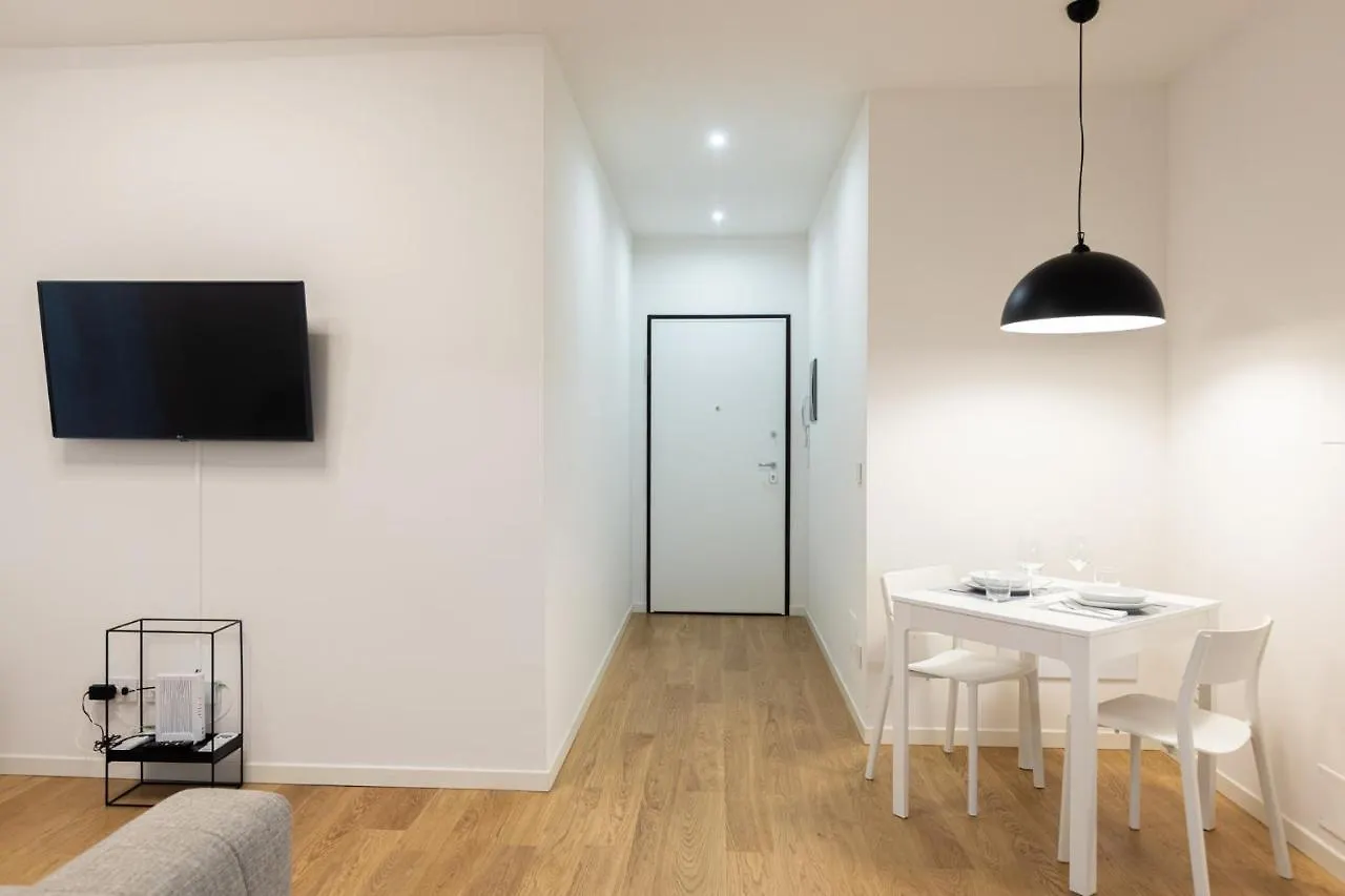 Just Urban Stays - Beautiful Apartment In The City Center 0*, Bologna Italy