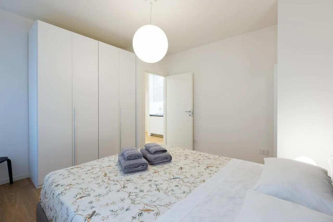Just Urban Stays - Beautiful Apartment In The City Center