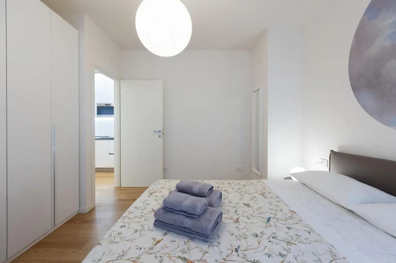 Just Urban Stays - Beautiful Apartment In The City Center