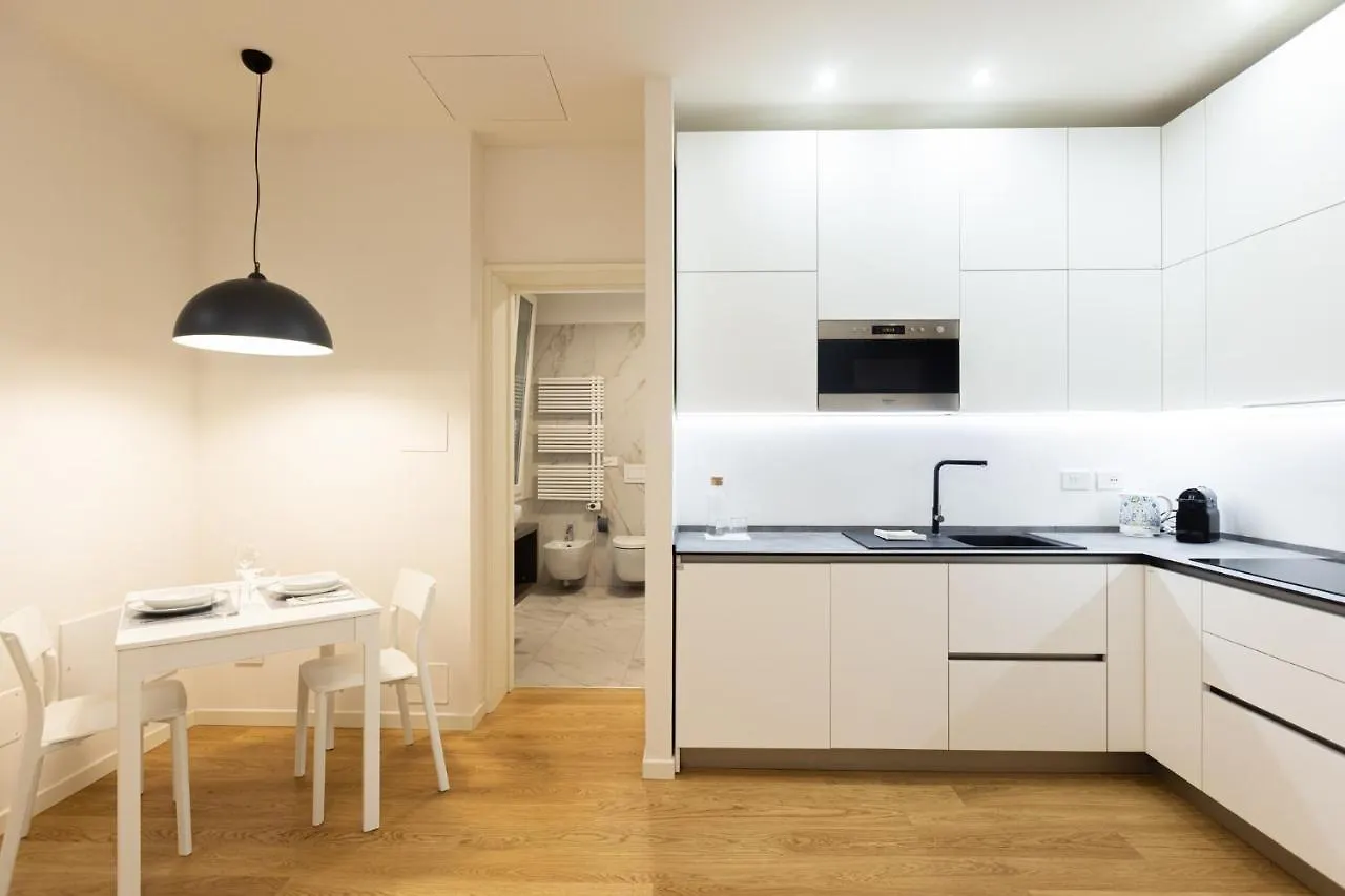 Just Urban Stays - Beautiful Apartment In The City Center Italy